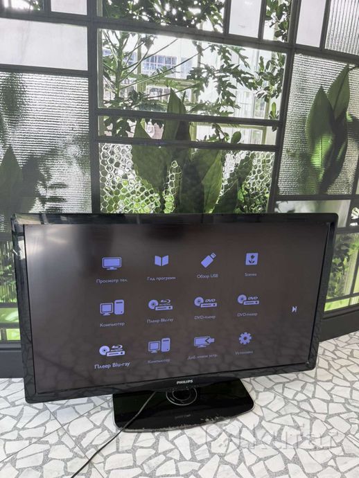 Телевизор Philips 40PFL5616H