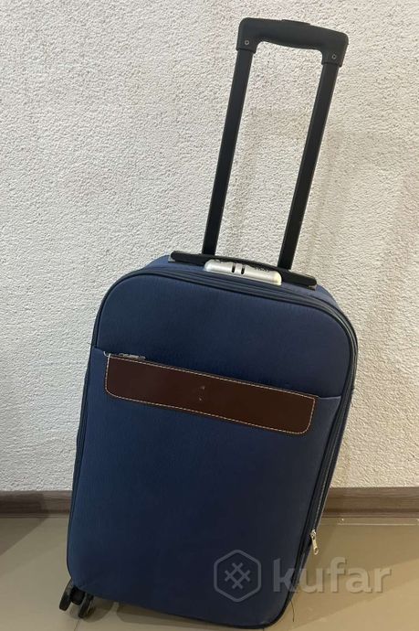 Чемодан на колесах