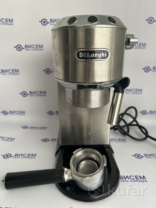 Рожковая кофеварка DeLonghi Dedica EC 680.M