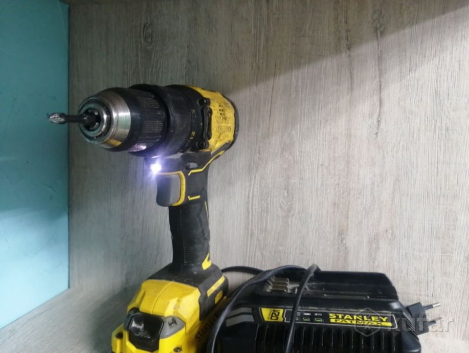 Дрель-шуруповерт Stanley Fatmax