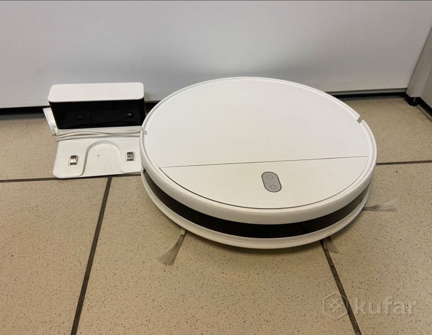 Робот-пылесос Xiaomi Mi Robot Vacuum-Mop Essential 
