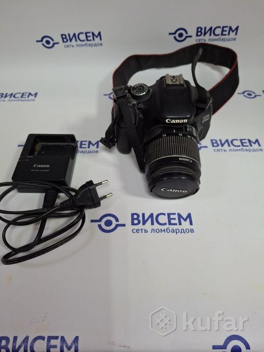Зеркальный фотоаппарат Canon EOS 600D