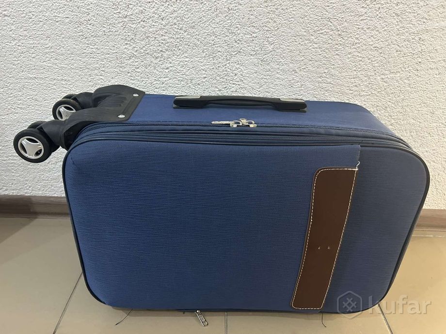 Чемодан на колесах