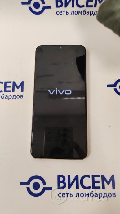 Смартфон VIVO Y35
