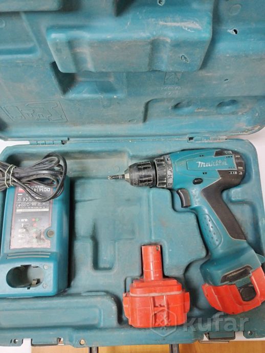 Шуруповерт Makita 6271 DWAE