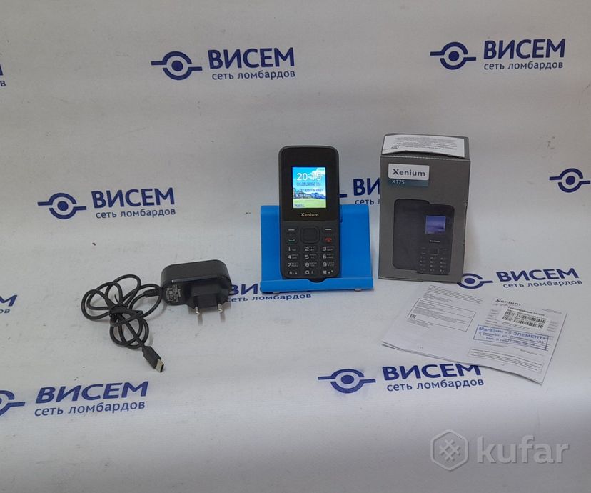 Кнопочный телефон Xenium X175