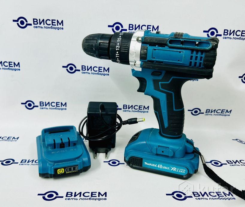 Шуруповерт Makita 