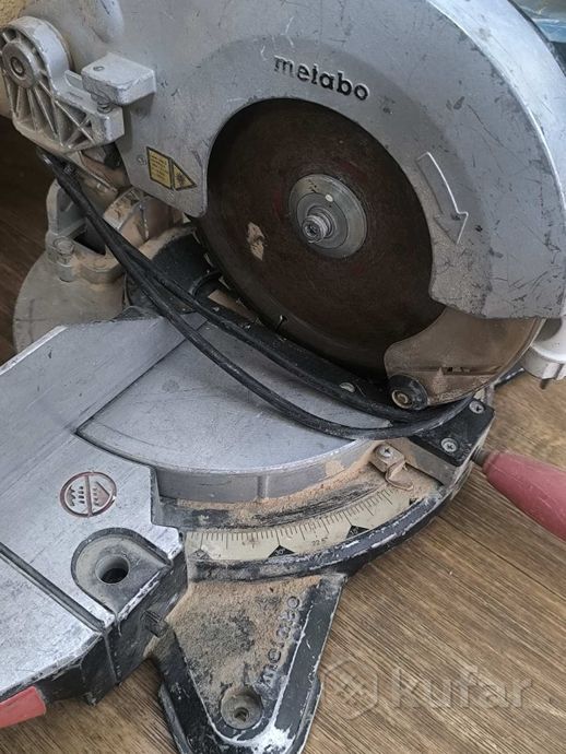 Торцовочная пила Metabo KS216M