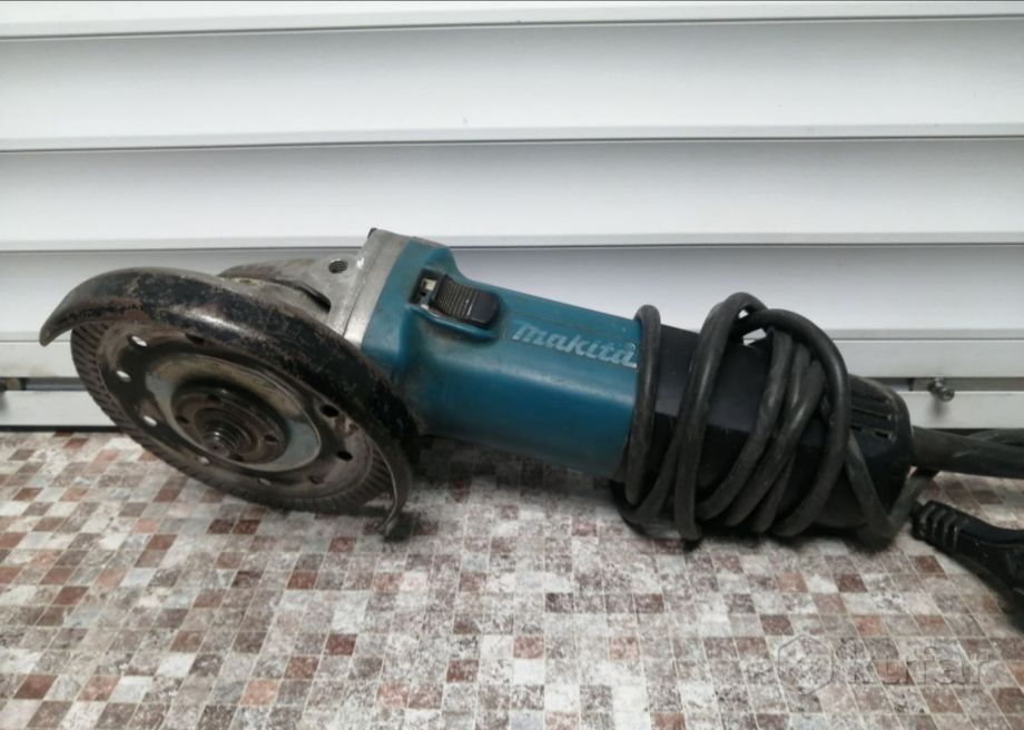 УШМ Makita 9558HN