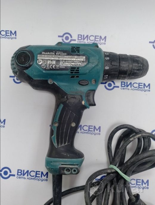 Дрель-шуруповерт Makita DF0300