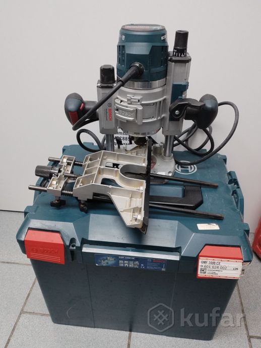 Вертикальный фрезер Bosch GOF 1600 CE Professional