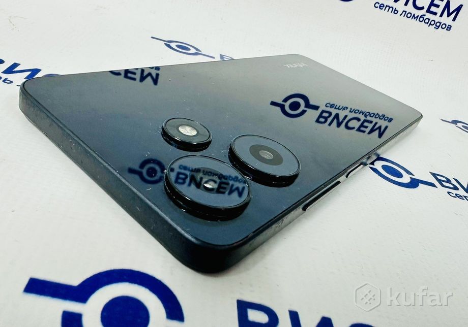 Телефон Infinix Hot 30 X6831 8GB/128GB (ТРЕЩИНЫ В УГЛУ)