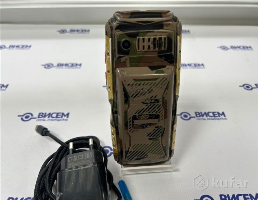 Телефон BQ BQ-2430 Tank Power