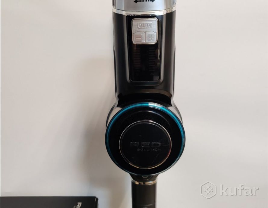 Пылесос RED Solution RV-UR3100