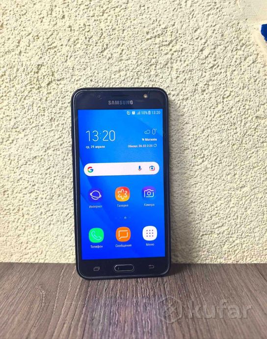Смартфон Samsung Galaxy J5 2/16Gb