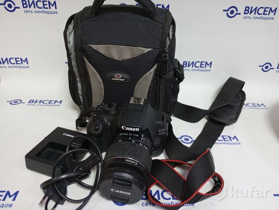 Зеркальный фотоаппарат Canon EOS 1200D