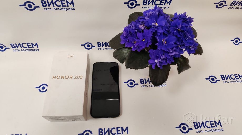Смартфон Honor 200 Lite