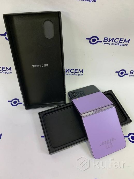 Телефон Samsung Galaxy Z Flip4 8GB/256GB