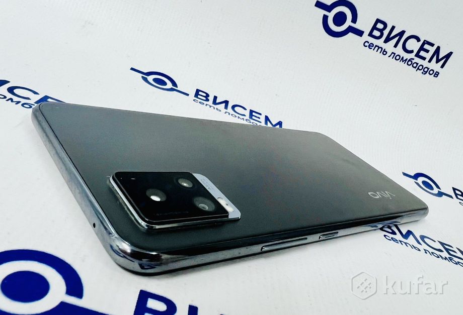 Телефон Vivo V20 8GB/128GB