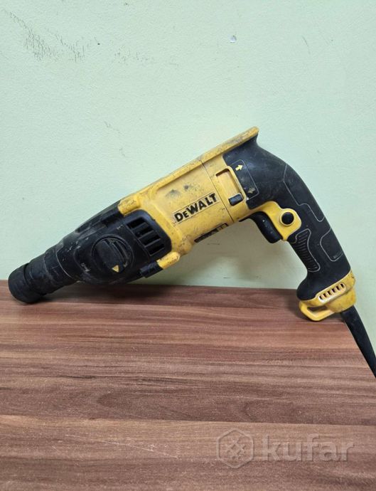 Перфоратор DeWalt D25133K