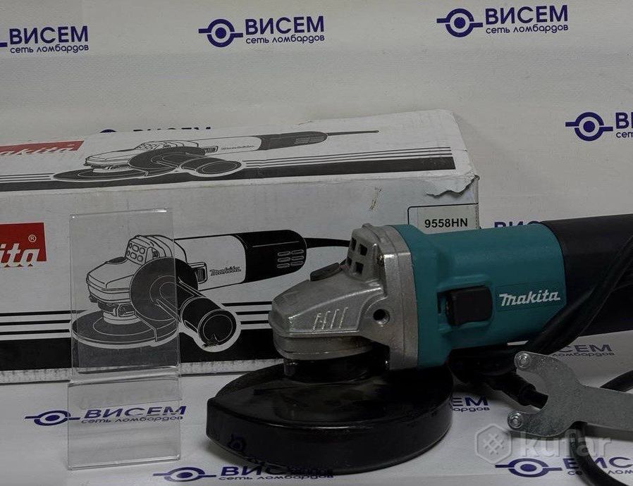 Угловая шлифмашина Makita 9558HN