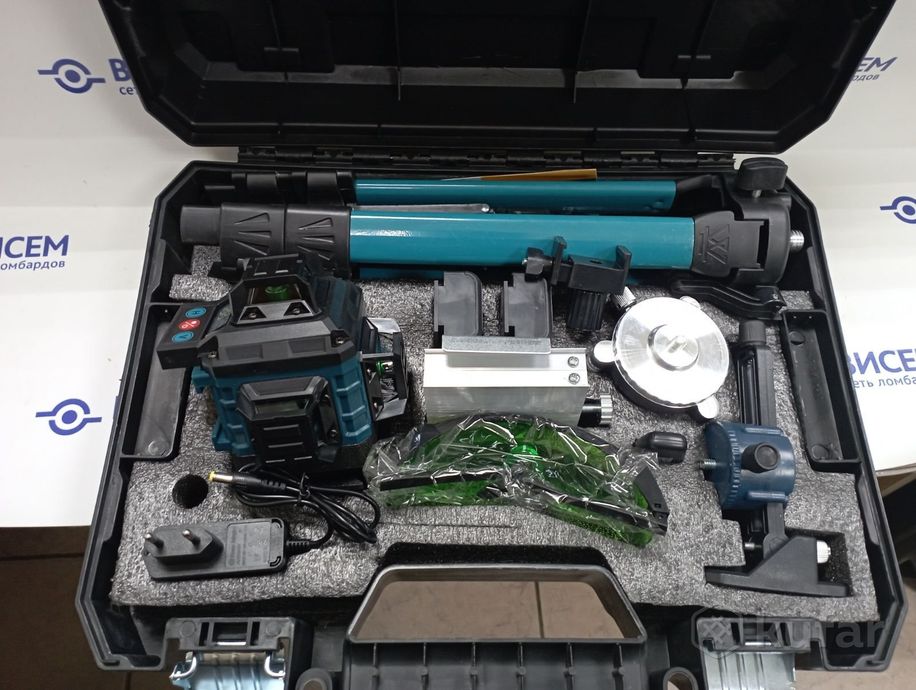 Лазерный нивелир