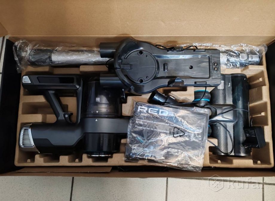 Пылесос RED Solution RV-UR3100
